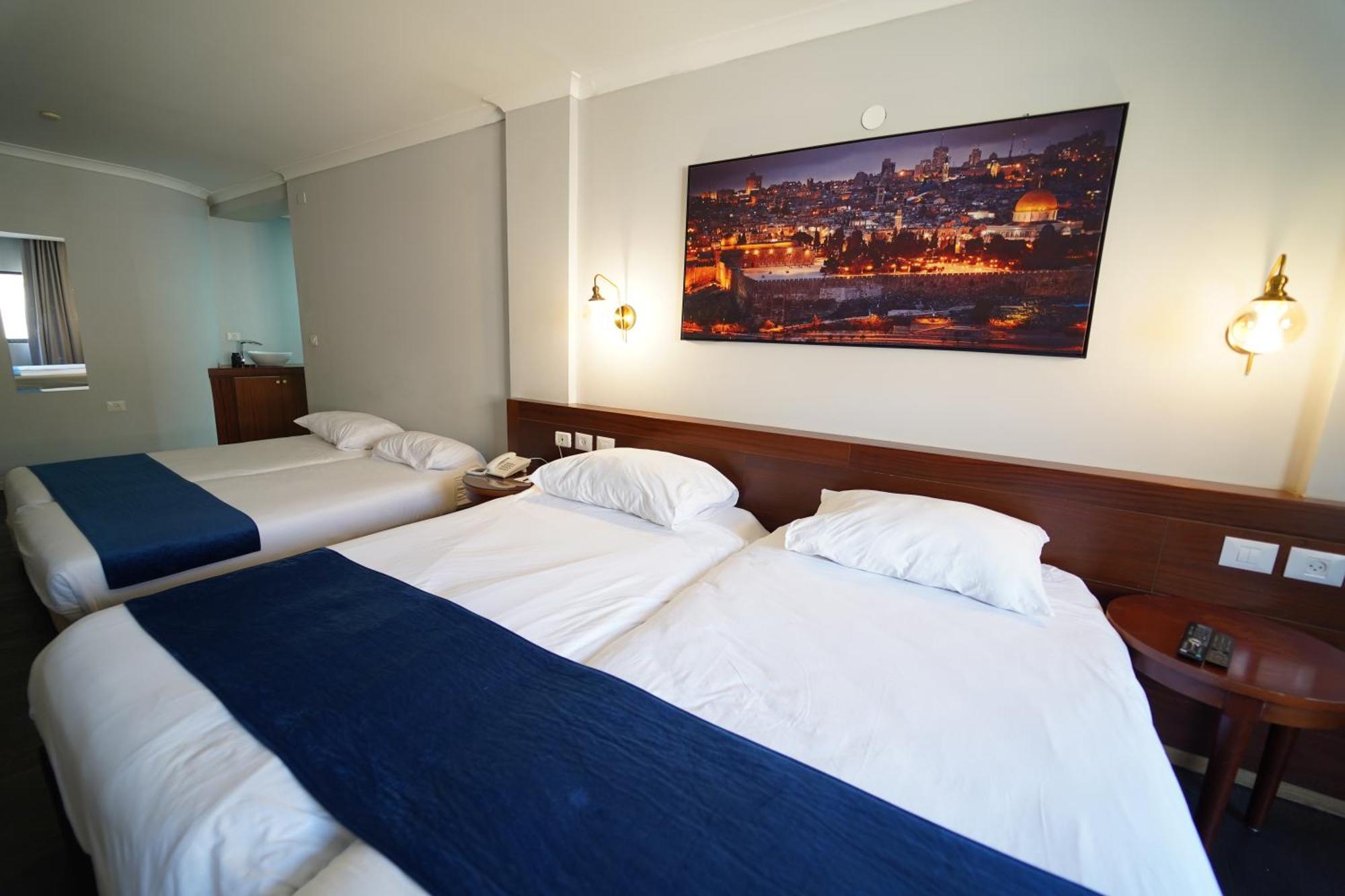 Spirit Of Herzl Hotel Jerusalem Exterior photo